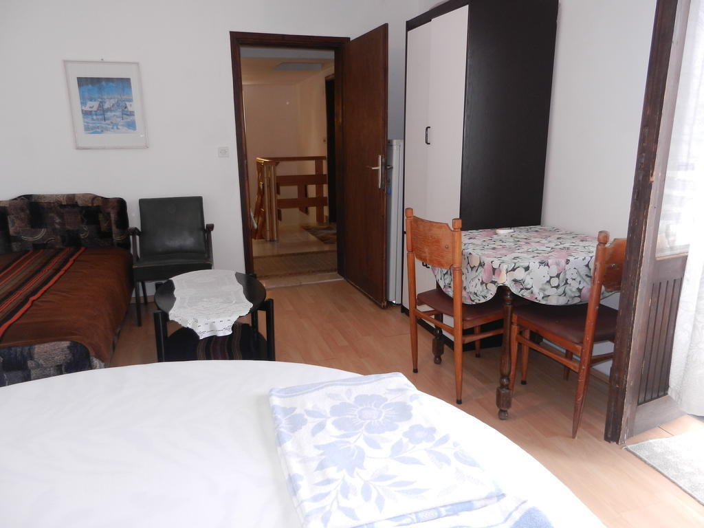 Apartments Sino More ティヴァト 部屋 写真